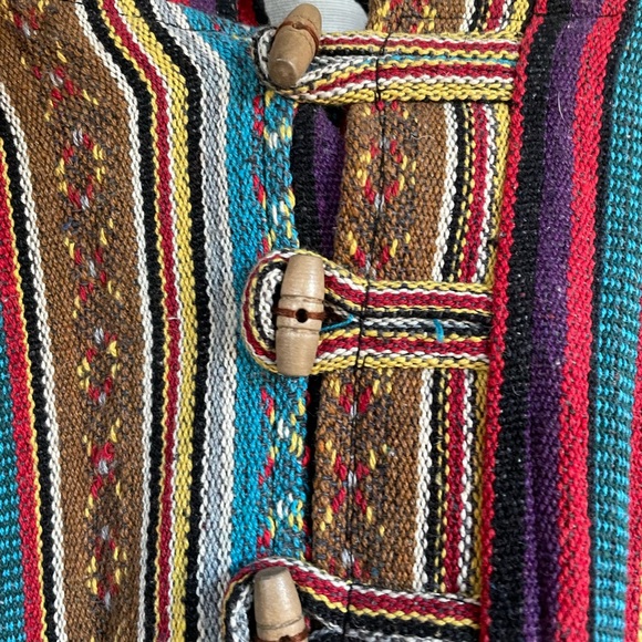 woven hooded poncho - Picture 2 of 7